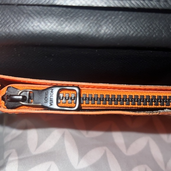 🧡💙Louis Vuitton Brazza Monogram Canvas with LV Friends Patch Wallet🧡💙 - Picture 13 of 14